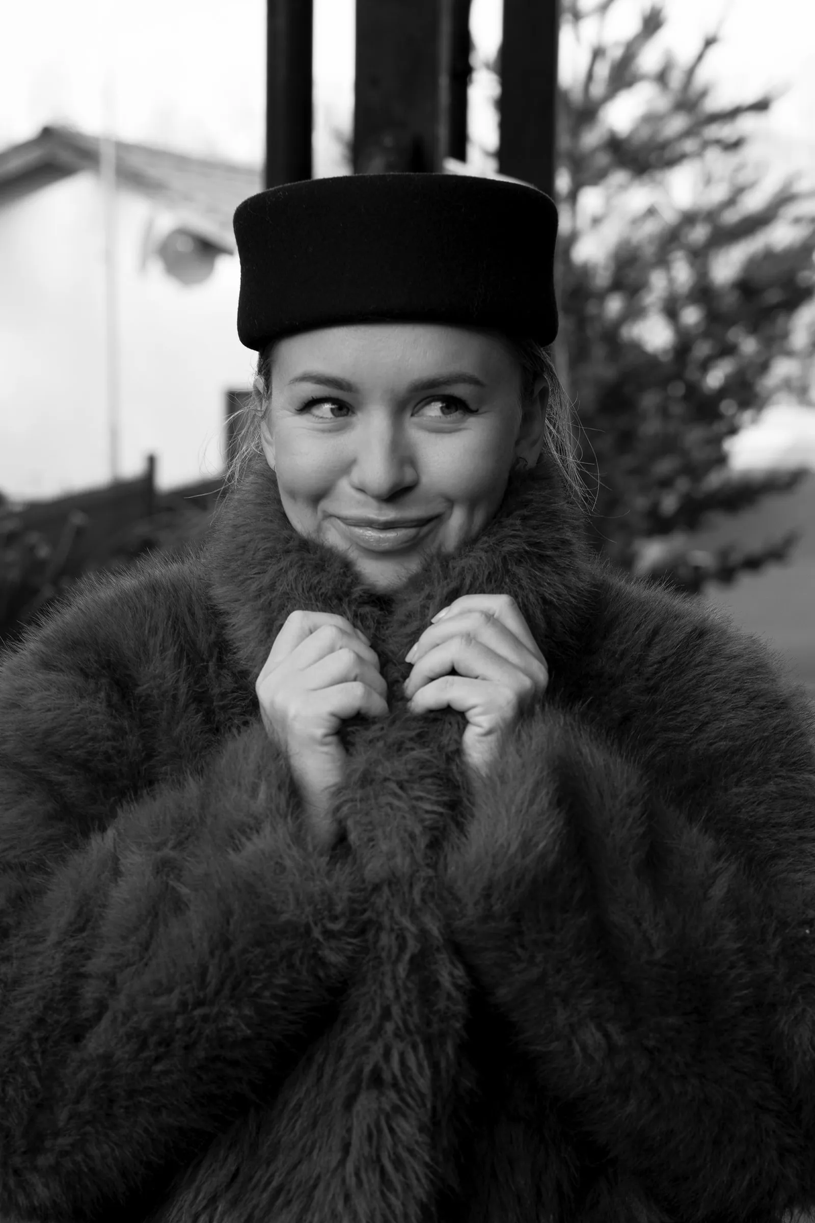 Женский портрет в мягком свете, Варшава — 4